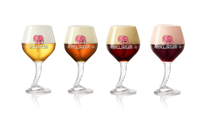 Delirium bierglazen gevuld met verschillende bieren